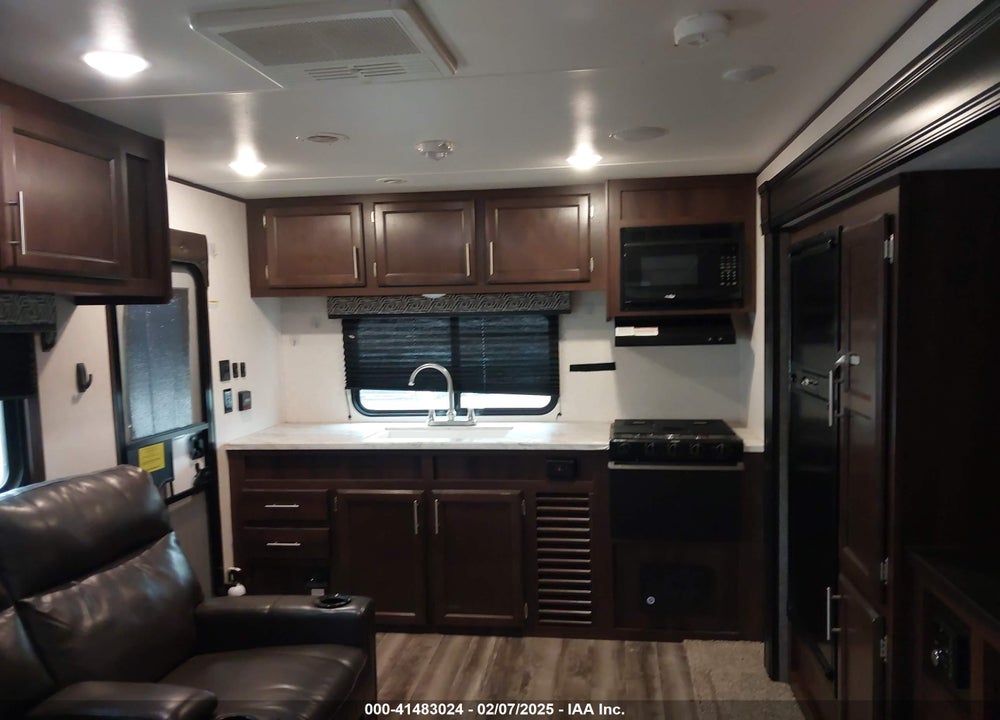 2019 JAYCO 71 235 RKSFLX VIN: 1UJBJ0BN0K1710110