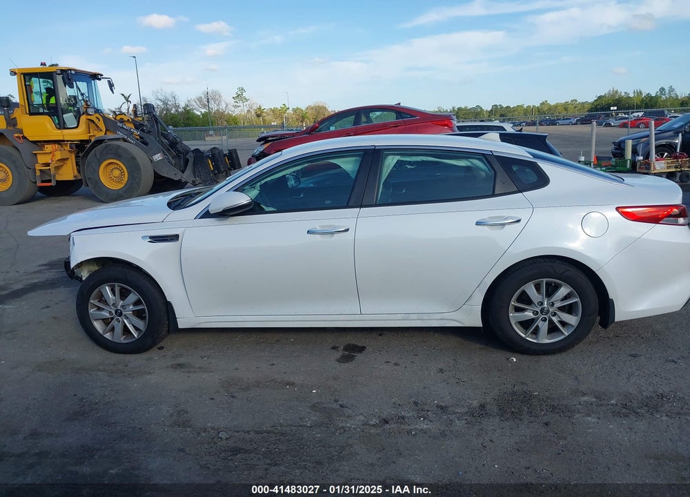2016 KIA OPTIMA VIN: KNAGT4L3XG5102922