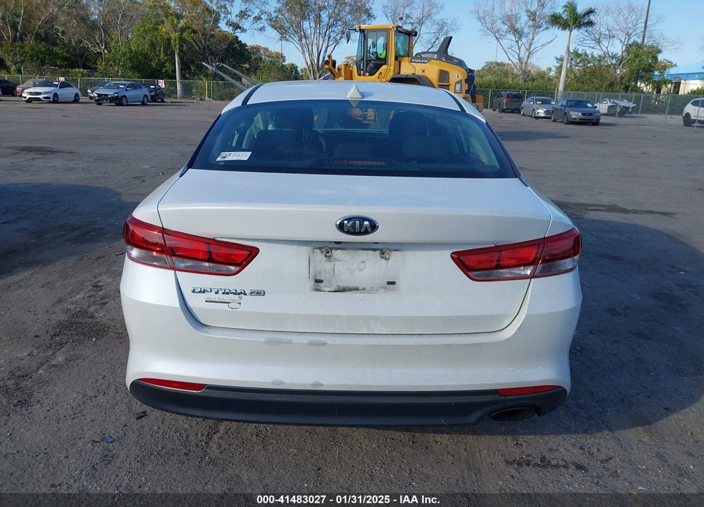 2016 KIA OPTIMA VIN: KNAGT4L3XG5102922
