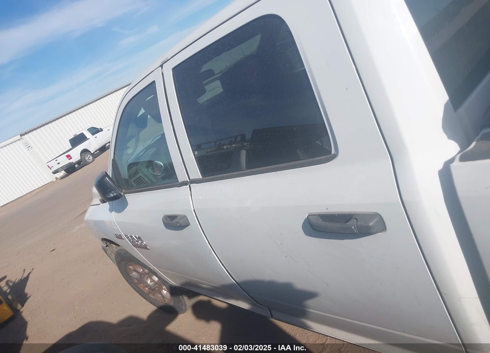 2013 RAM 2500 VIN: 3C6TR4HT1DG573992