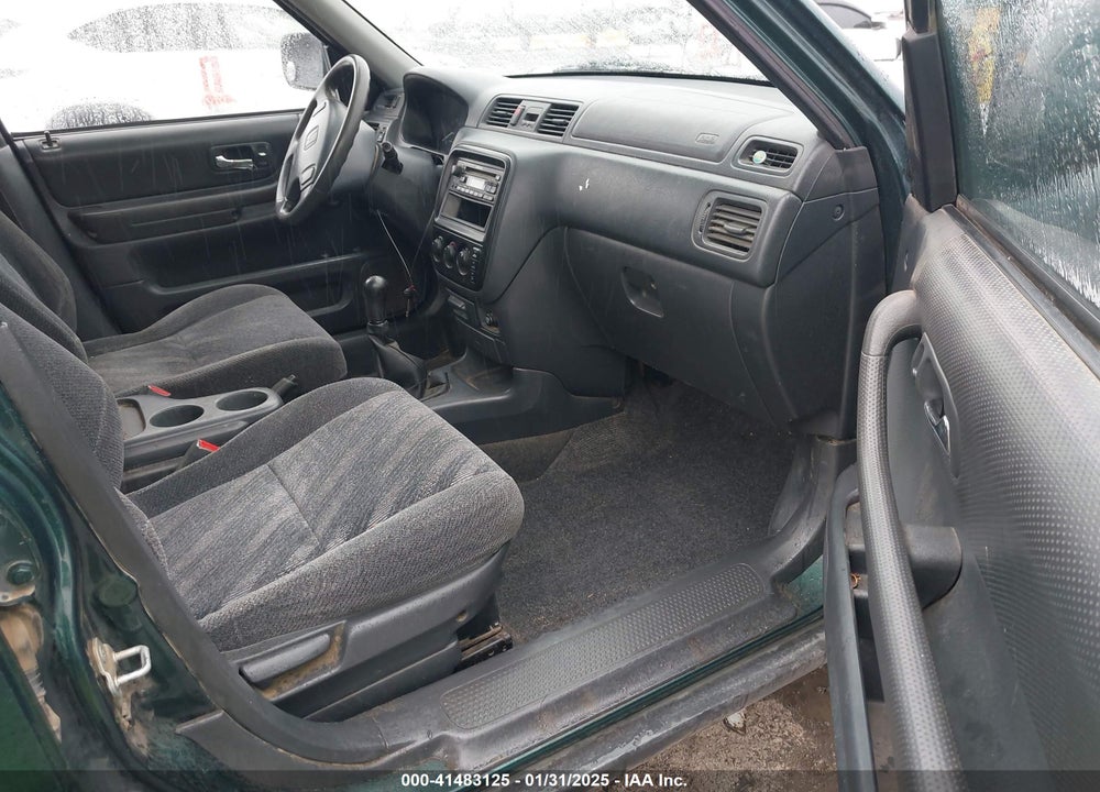 2000 HONDA CR-V EX VIN: JHLRD1763YC035401