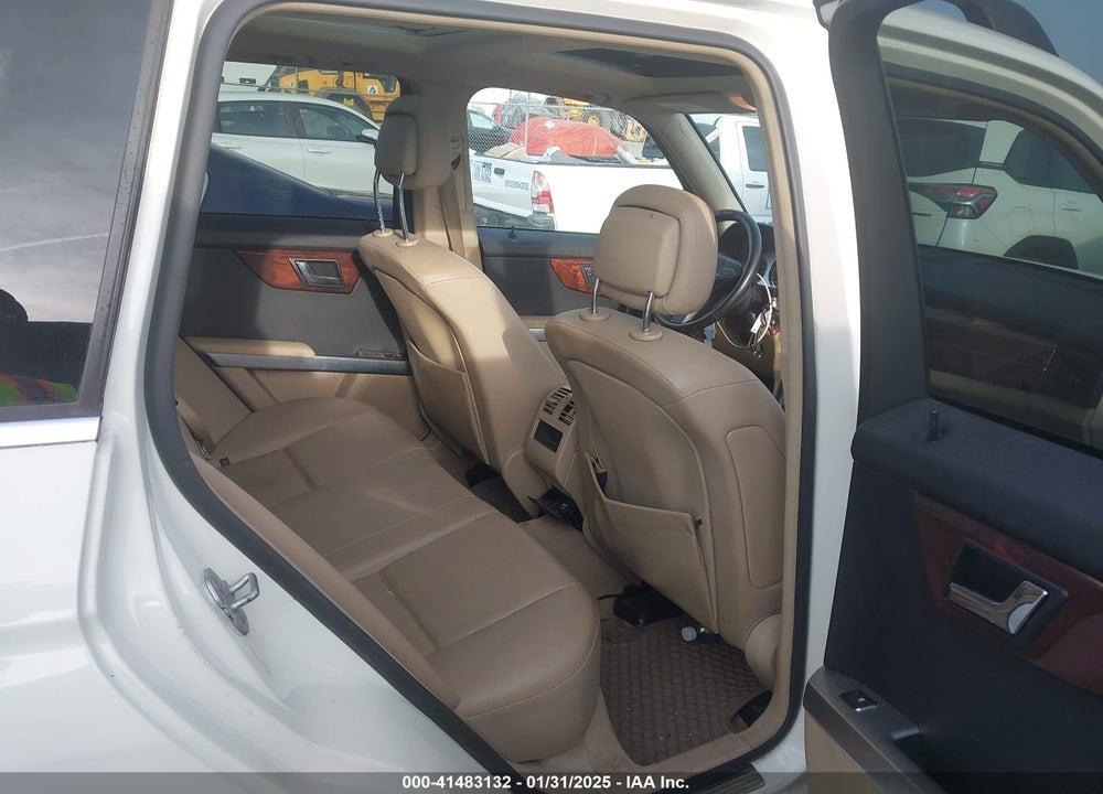 2010 MERCEDES-BENZ GLK 350 VIN: WDCGG8HB5AF315593