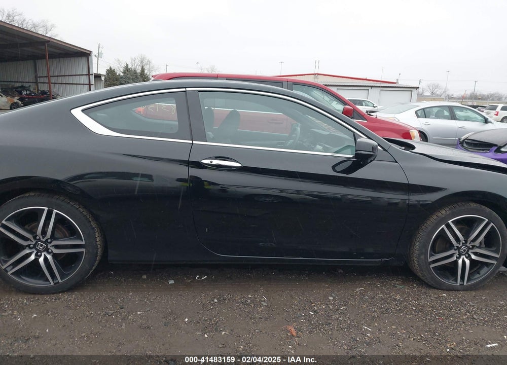 2017 HONDA ACCORD TOURING V6 VIN: 1HGCT2B03HA000062