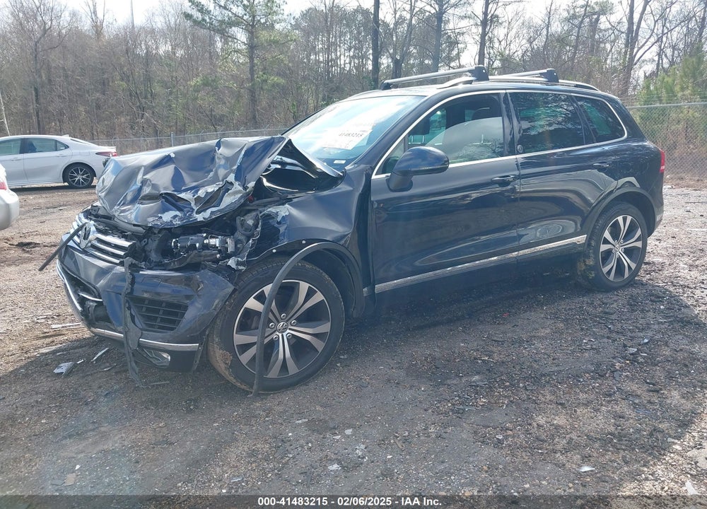 2017 VOLKSWAGEN TOUAREG V6 WOLFSBURG EDITION VIN: WVGRF7BP6HD006748