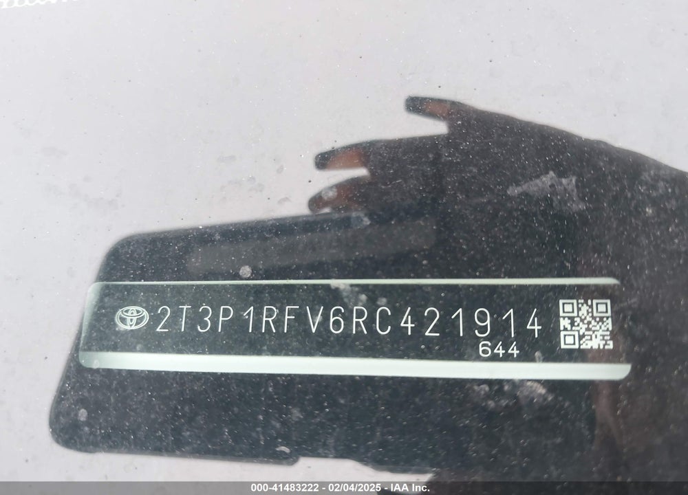 2024 TOYOTA RAV4 XLE VIN: 2T3P1RFV6RC421914