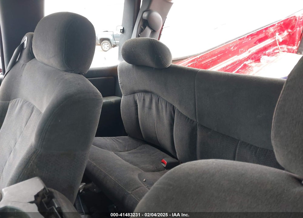 1999 CHEVROLET SILVERADO 1500 LS VIN: 1GCEC19V2XZ165815