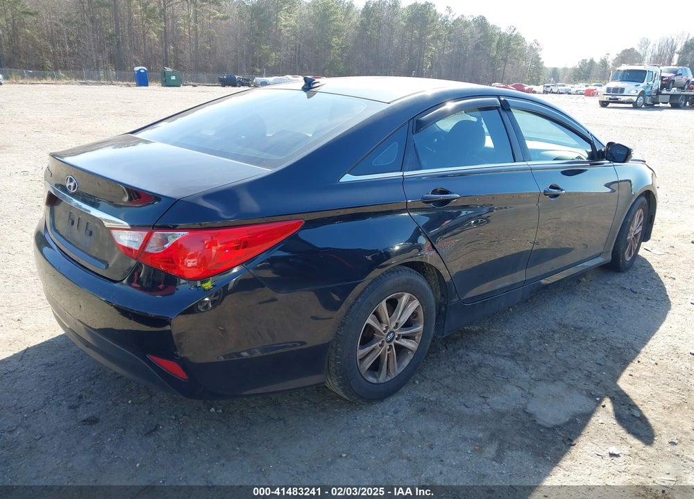 2014 HYUNDAI SONATA VIN: 5NPEB4AC2EH826598