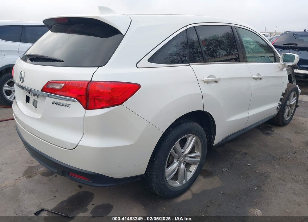 2015 ACURA RDX VIN: 5J8TB3H39FL018111
