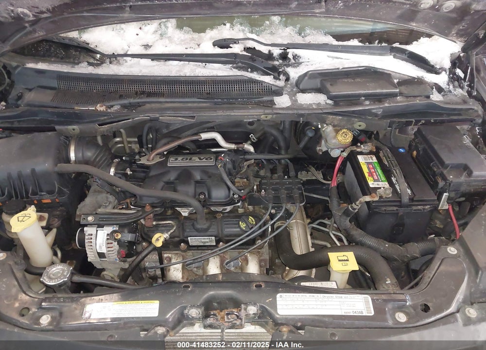 2010 VOLKSWAGEN ROUTAN SE VIN: 2V4RW3D18AR295937
