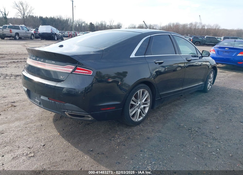 2013 LINCOLN MKZ VIN: 3LN6L2GK0DR805745