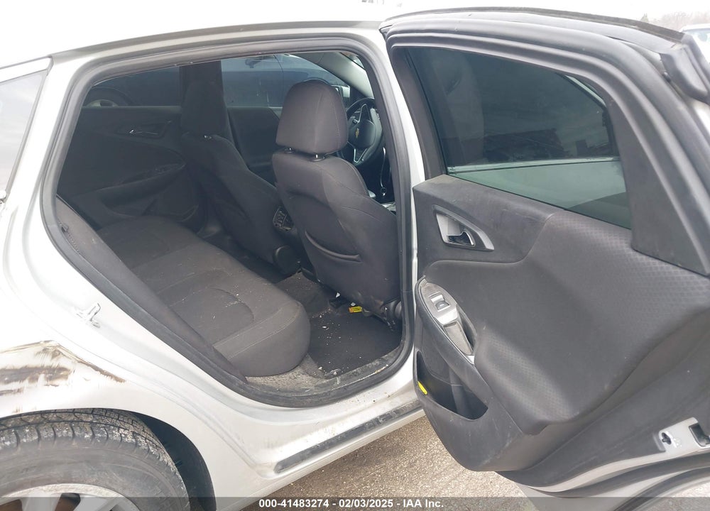 2019 CHEVROLET MALIBU VIN: 1G1ZD5ST5KF172288