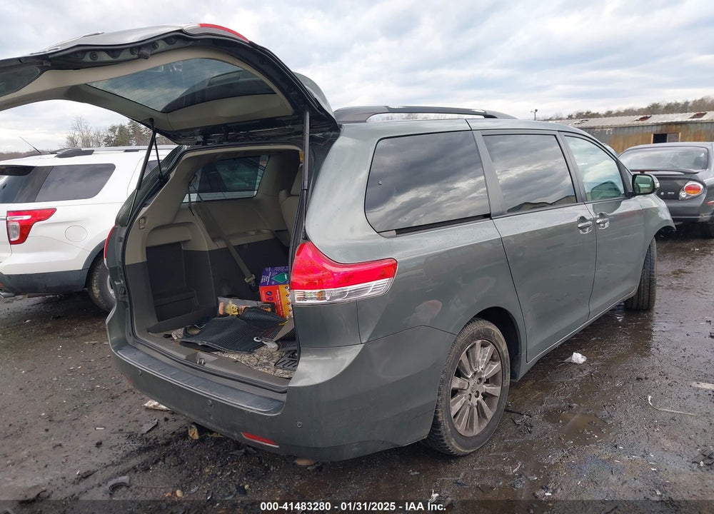 2013 TOYOTA SIENNA XLE LIMITED VIN: 5TDDK3DC7DS068591