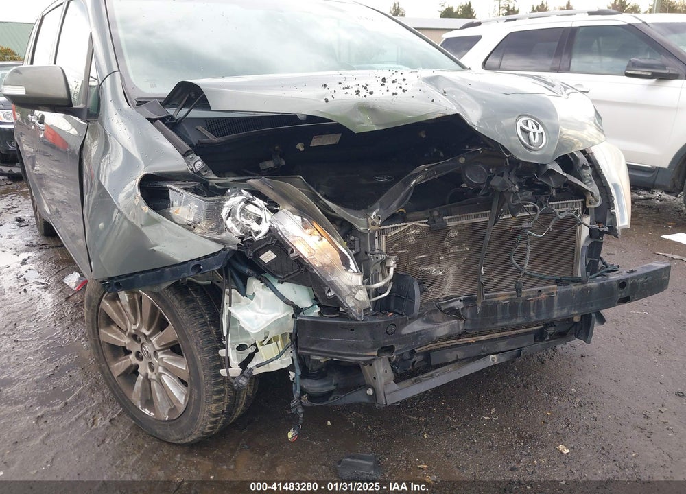 2013 TOYOTA SIENNA XLE LIMITED VIN: 5TDDK3DC7DS068591