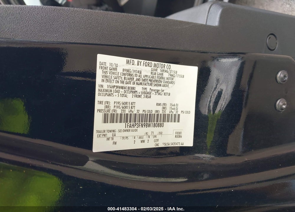 2011 FORD FOCUS VIN: 1FAHP3FN9BW180880