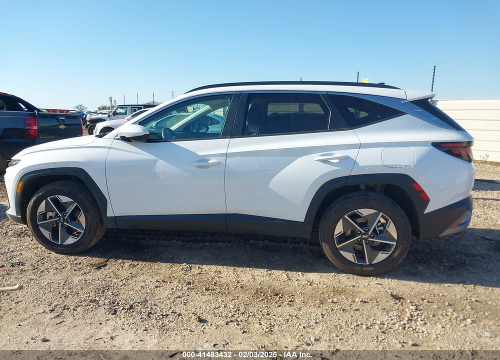 2025 HYUNDAI TUCSON SEL VIN: 5NMJBCDE8SH466882