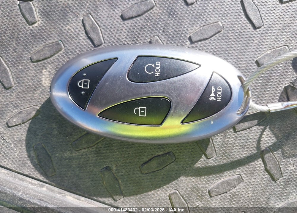 2025 HYUNDAI TUCSON SEL VIN: 5NMJBCDE8SH466882