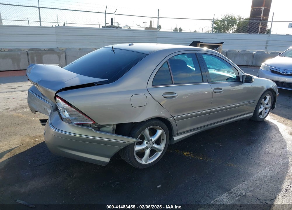 2006 MERCEDES-BENZ C 230 VIN: WDBRF52H66F767958
