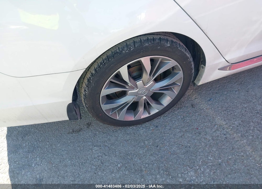 2015 HYUNDAI SONATA LIMITED 2.0T VIN: 5NPE34AB9FH245363