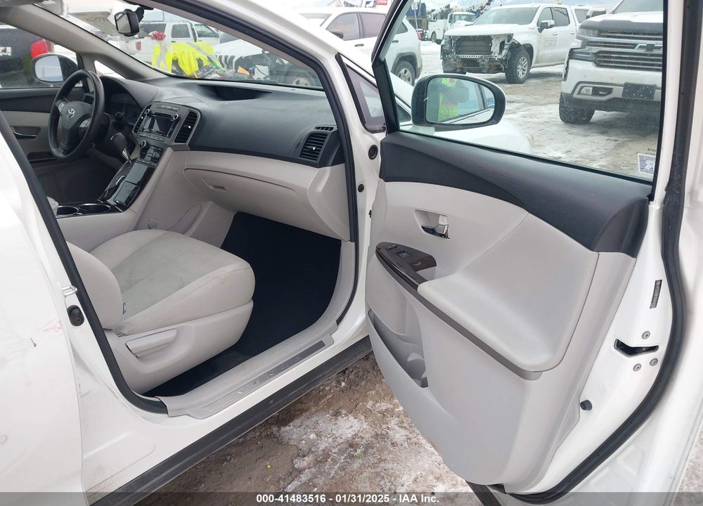 2011 TOYOTA VENZA VIN: 4T3ZA3BB1BU046200