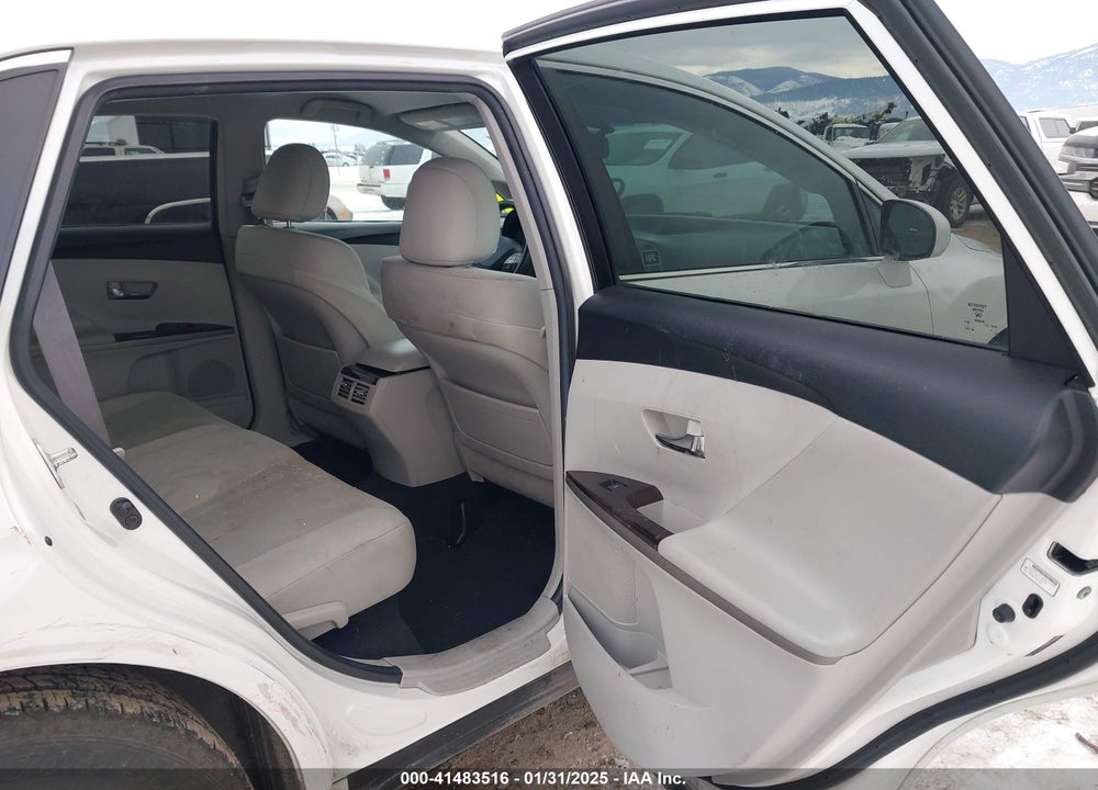 2011 TOYOTA VENZA VIN: 4T3ZA3BB1BU046200