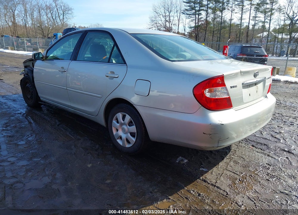 2004 TOYOTA CAMRY LE VIN: 4T1BE32K04U812564