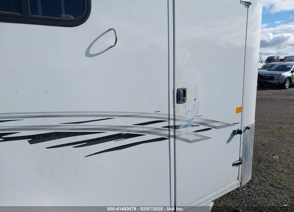 2014 TRAI ADVENTURE VIN: 49SB71822EP038272