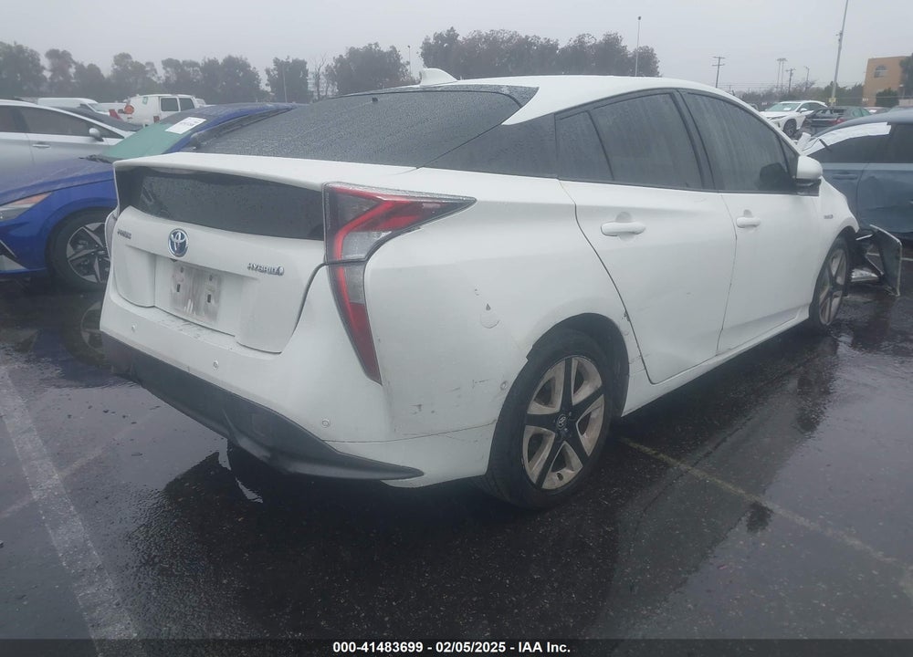 2016 TOYOTA PRIUS VIN: JTDKARFU2G3021915