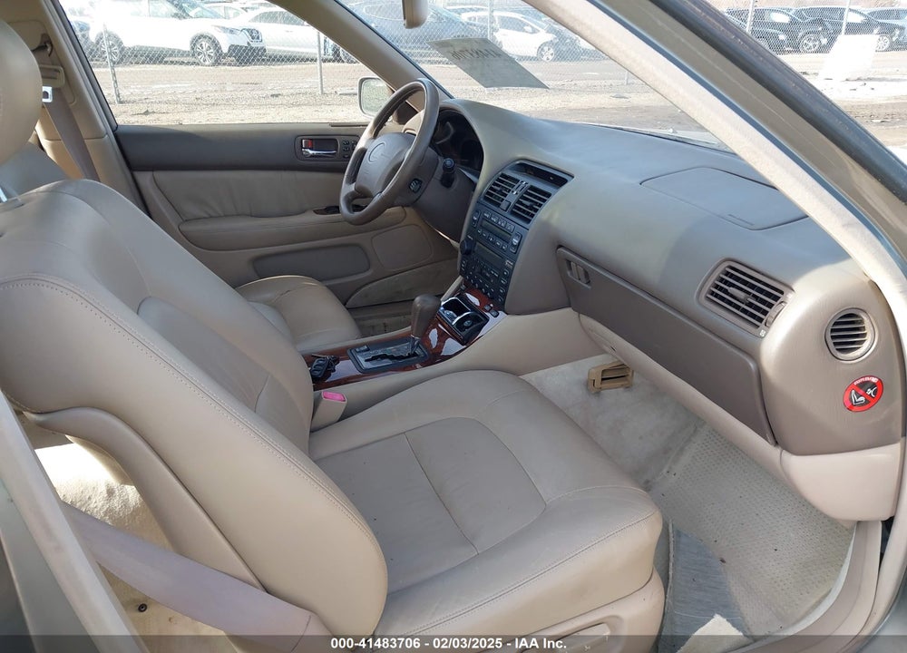 1996 LEXUS LS 400 VIN: JT8BH22F5T0041807