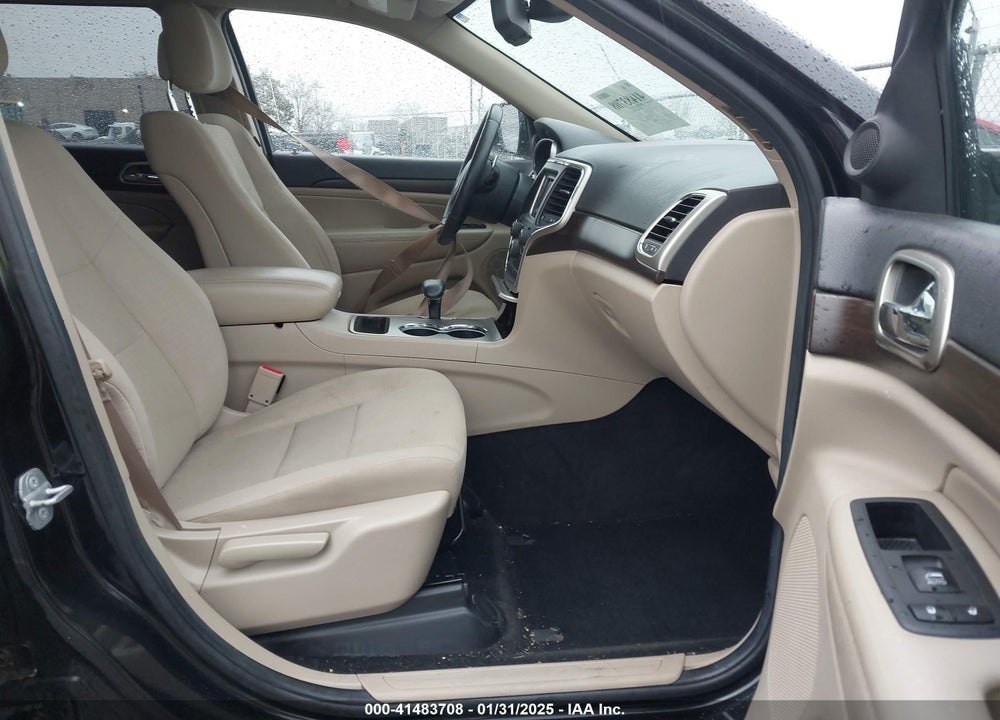 2014 JEEP GRAND CHEROKEE LAREDO VIN: 1C4RJEAG5EC322538