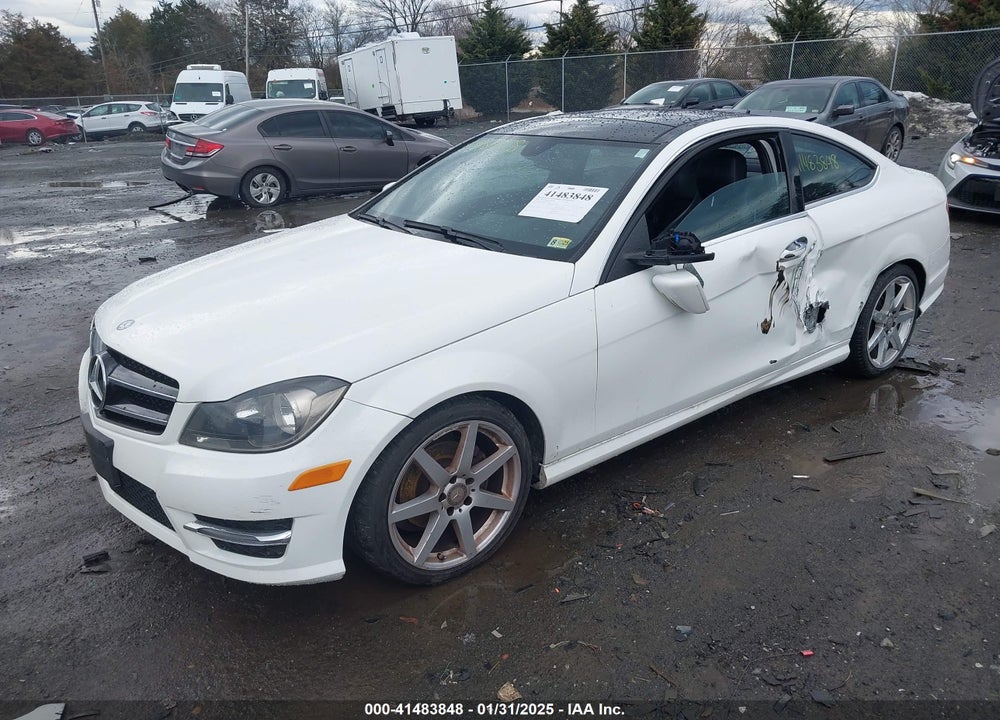 2015 MERCEDES-BENZ C 250 VIN: WDDGJ4HB6FG401261
