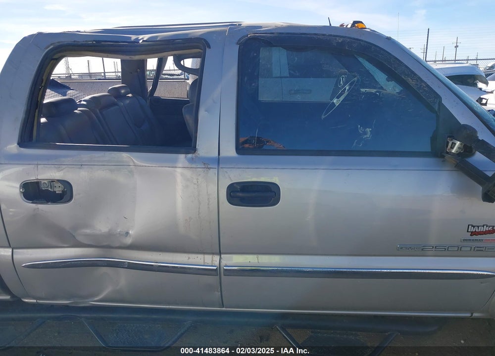 2005 GMC SIERRA 2500HD SLT VIN: 1GTHK23245F872823
