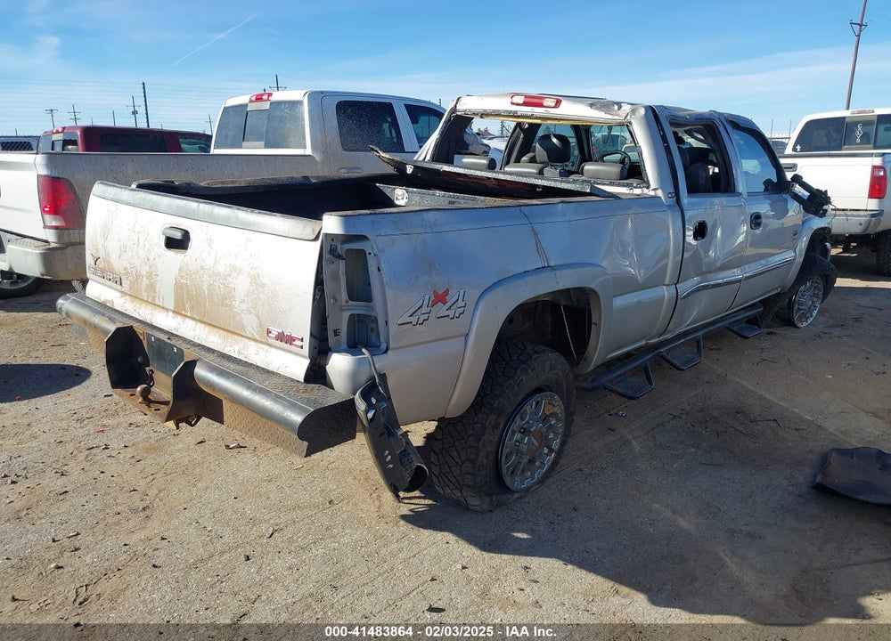 2005 GMC SIERRA 2500HD SLT VIN: 1GTHK23245F872823
