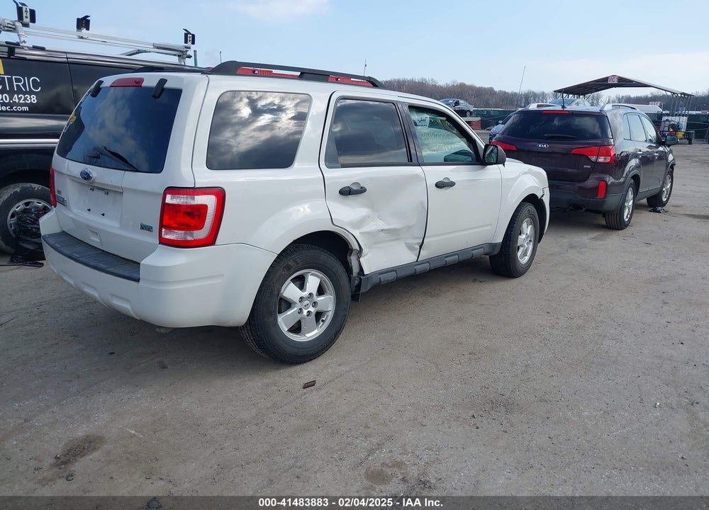 2011 FORD ESCAPE XLT VIN: 1FMCU9DG6BKA78802