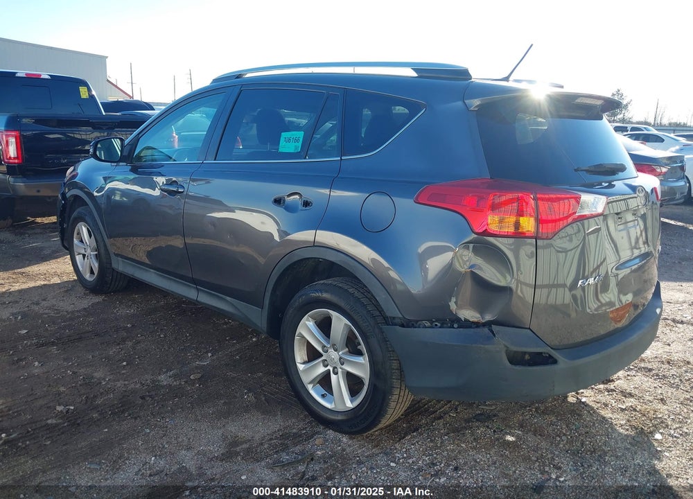 2014 TOYOTA RAV4 XLE VIN: 2T3WFREV8EW097422