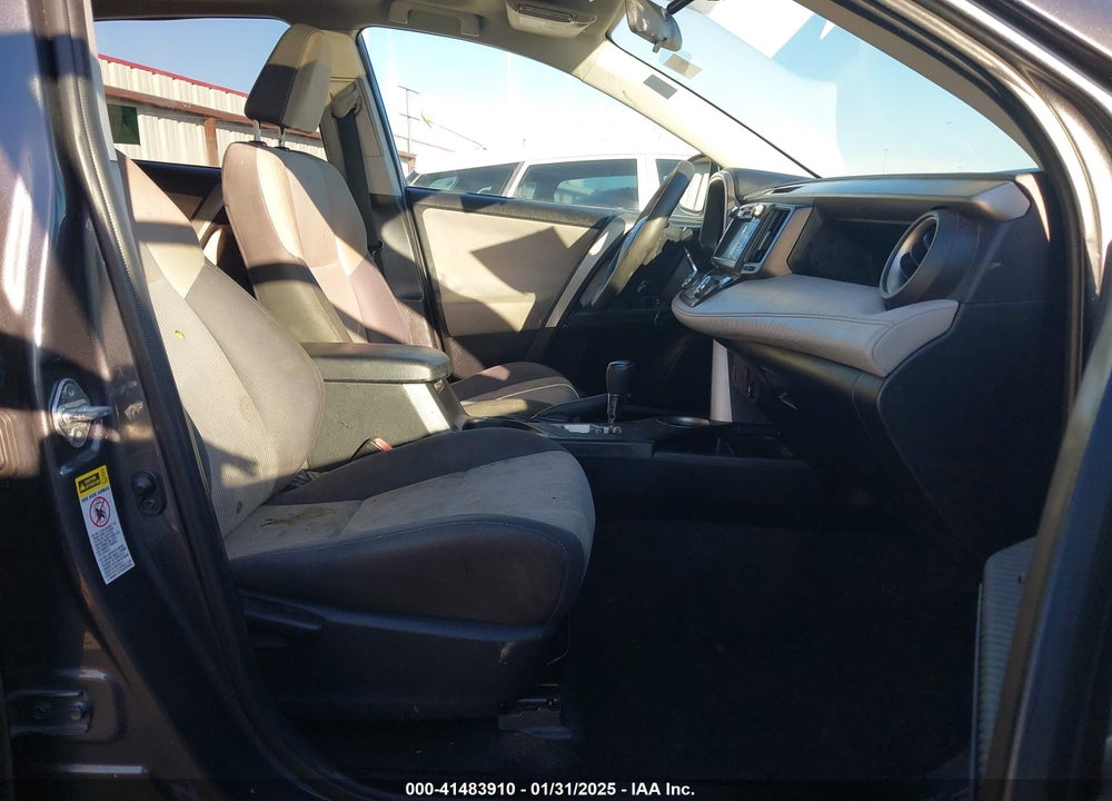 2014 TOYOTA RAV4 XLE VIN: 2T3WFREV8EW097422
