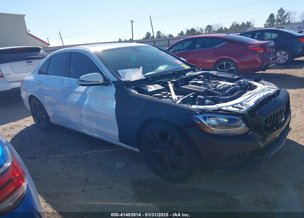 2018 MERCEDES-BENZ C 300 VIN: 55SWF4JB1JU247111