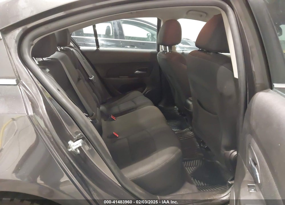 2016 CHEVROLET CRUZE LIMITED VIN: 1G1PE5SB8G7151402