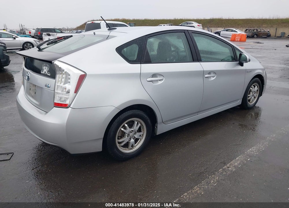 2010 TOYOTA PRIUS III VIN: JTDKN3DU9A0113679
