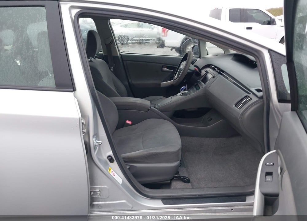 2010 TOYOTA PRIUS III VIN: JTDKN3DU9A0113679