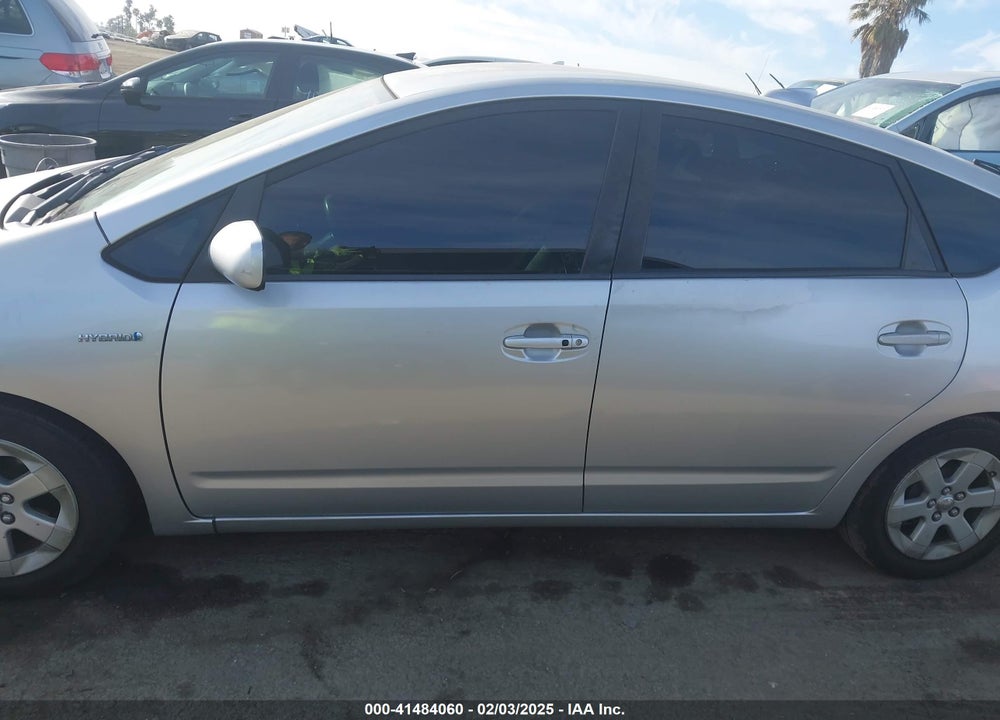 2008 TOYOTA PRIUS VIN: JTDKB20U283338415