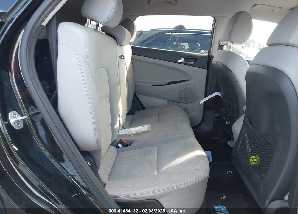 2020 HYUNDAI TUCSON VIN: KM8J23A40LU076053