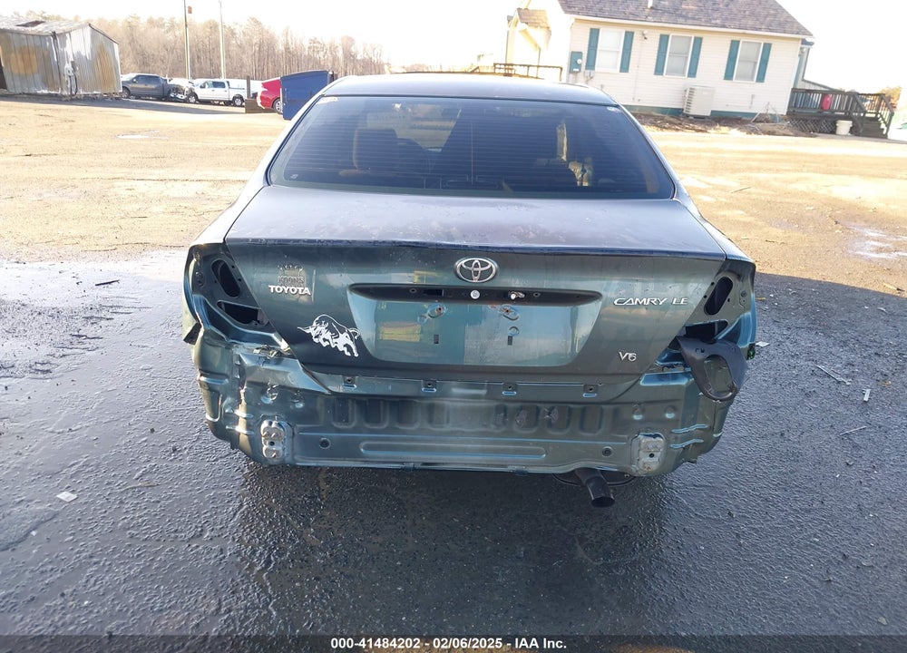 2002 TOYOTA CAMRY LE V6 VIN: 4T1BF30K12U524601