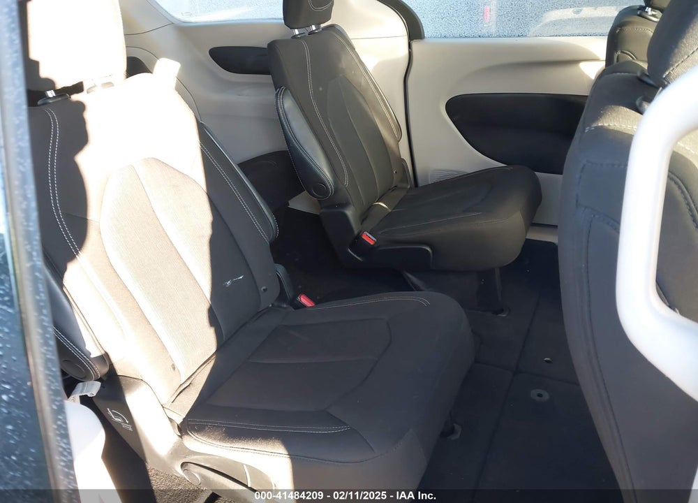 2022 CHRYSLER VOYAGER VIN: 2C4RC1CG9NR226709