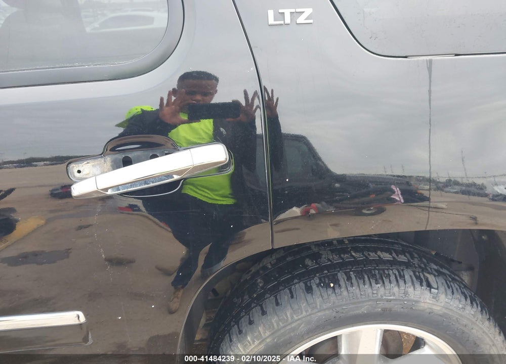 2014 CHEVROLET TAHOE LTZ VIN: 1GNSCCE04ER141920
