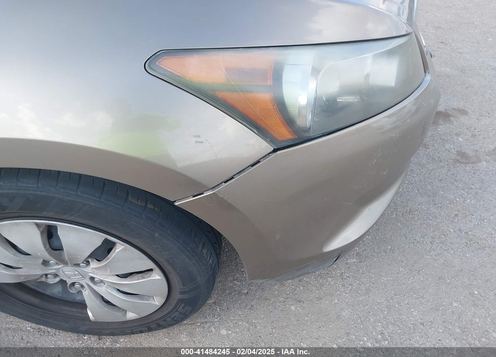 2010 HONDA ACCORD 2.4 LX VIN: 1HGCP2F38AA153423