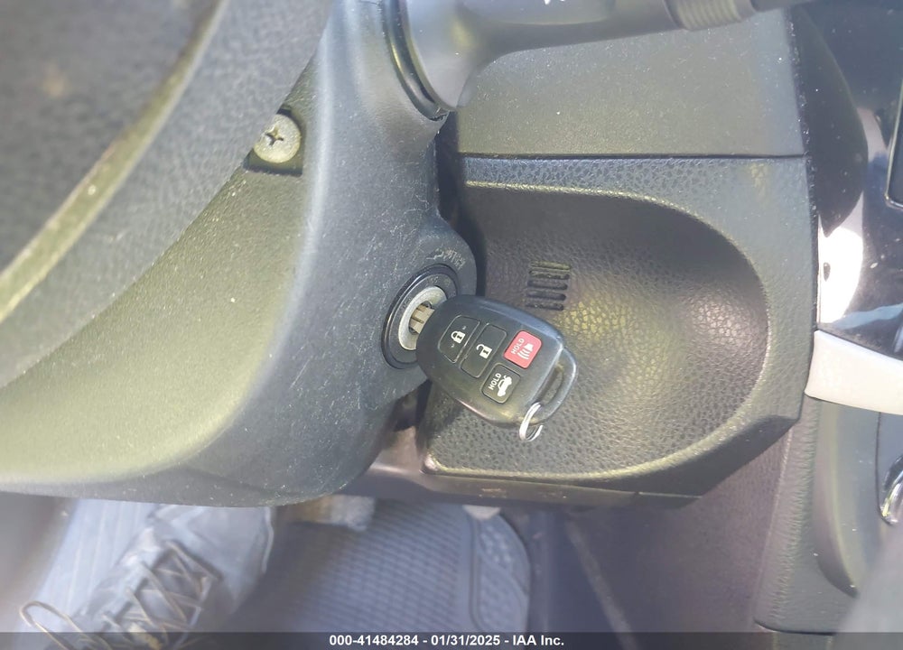2014 TOYOTA COROLLA LE PLUS VIN: 2T1BURHE2EC073742