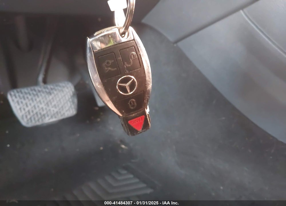2014 MERCEDES-BENZ CLA 250 VIN: WDDSJ4EB8EN125304