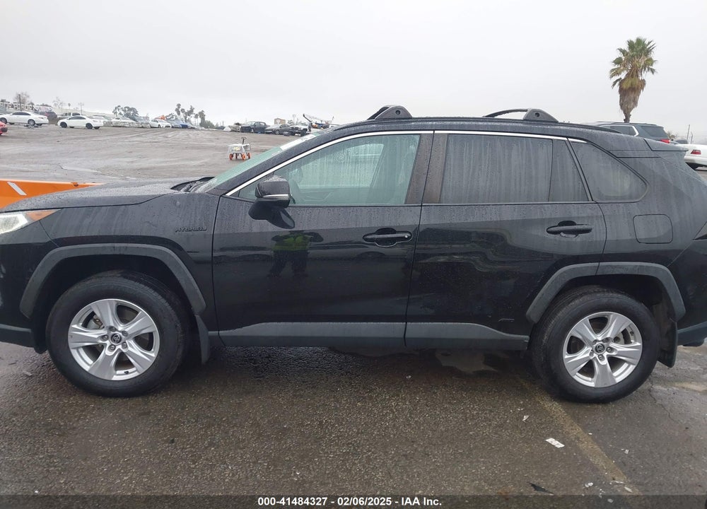 2021 TOYOTA RAV4 HYBRID XLE VIN: 2T3RWRFV4MW116686