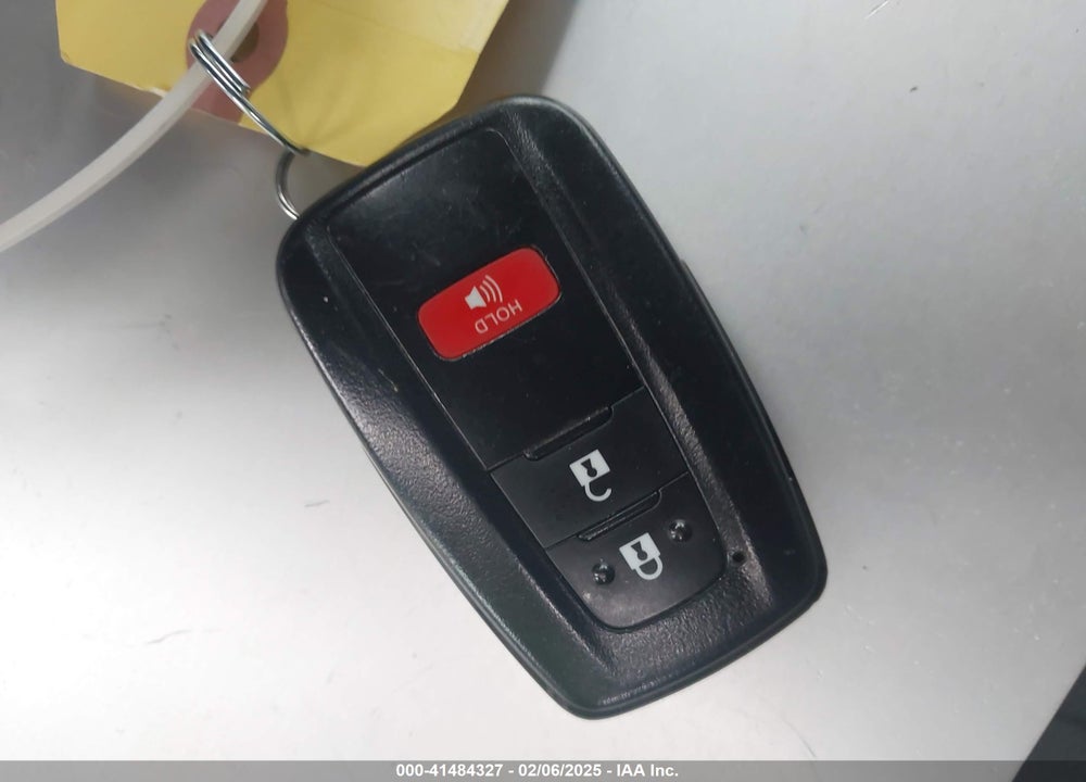 2021 TOYOTA RAV4 HYBRID XLE VIN: 2T3RWRFV4MW116686