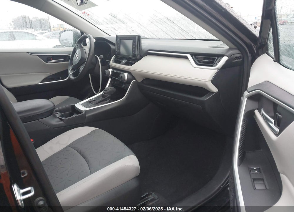 2021 TOYOTA RAV4 HYBRID XLE VIN: 2T3RWRFV4MW116686